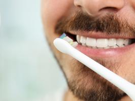 cepillo de dientes eléctrico